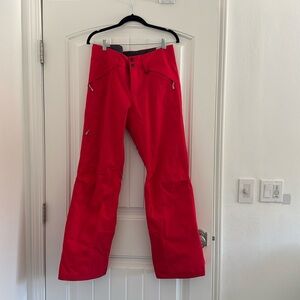 Patagonia women’s ski/snow pants size medium